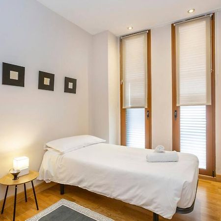 Marieta Apartment By The Castle With Ac 알리칸테 외부 사진