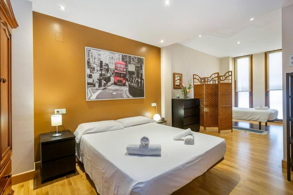 Marieta Apartment By The Castle With Ac 알리칸테 외부 사진