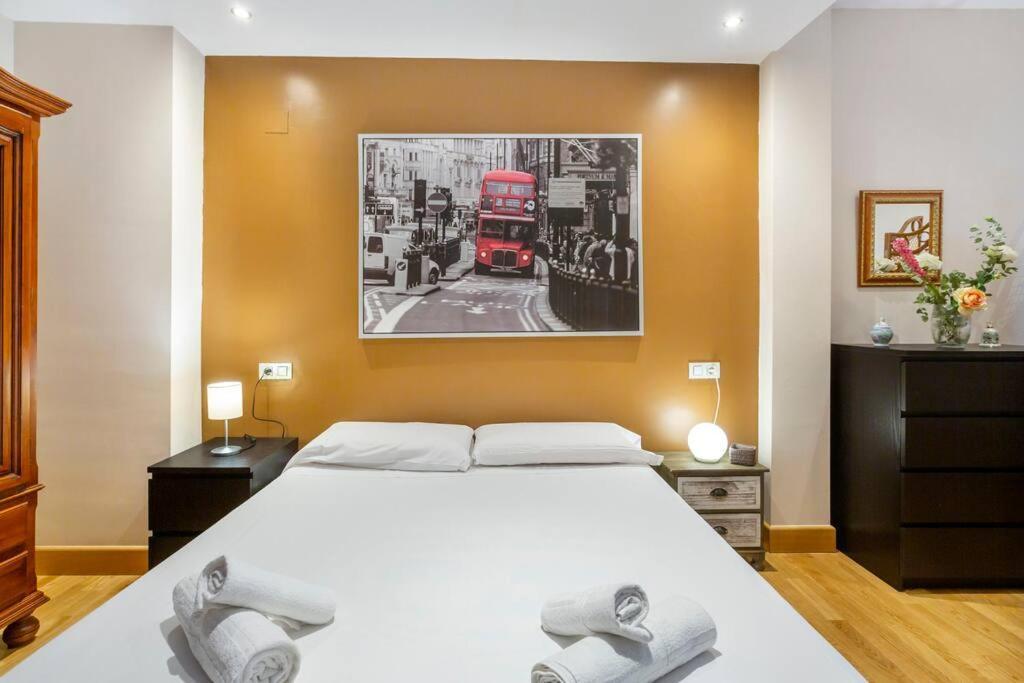 Marieta Apartment By The Castle With Ac 알리칸테 외부 사진