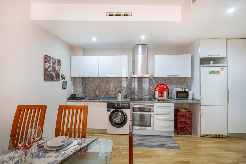Marieta Apartment By The Castle With Ac 알리칸테 외부 사진